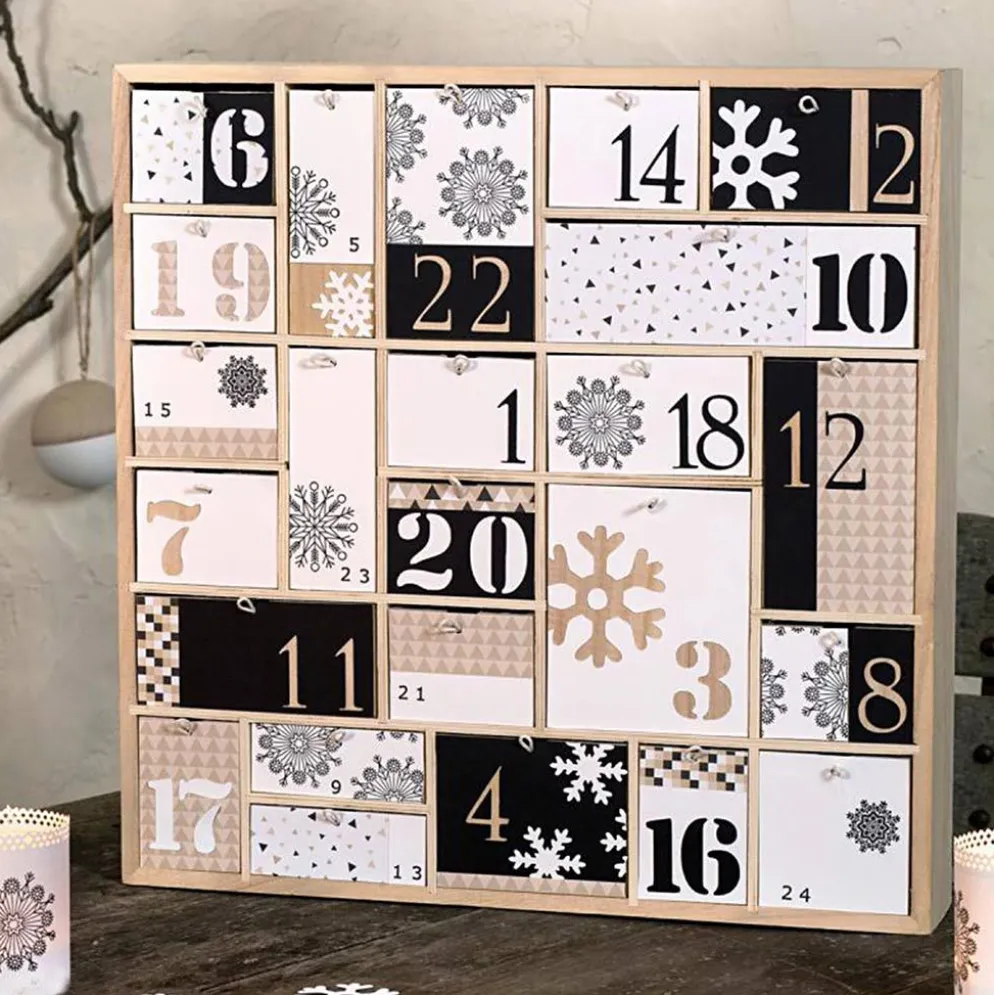 Adventskalender i trä som kan dekoreras, stl. 40x40 cm, 1 st.