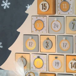 Adventskalender, stl. 45x43,5x6,5 cm, 1 st.