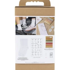 DIY Kit Broderi, strumpor, vit, 1 förp.