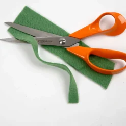 Fiskars Classic Universalsax, L: 21 cm, höger, 1 st.