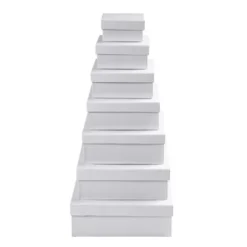 Kvadratiska Askar, stl. 9x9x4,5 + 11x11x5,0 + 13x13x5,5 + 15x15x6,0 + 17x17x6,5 + 19x19x7,0 + 21x21x7,5 cm, vit, 7 st./ 1 set