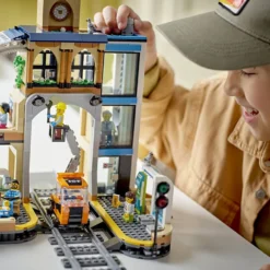 LEGO® City centraltågstation, 752 delar/ 1 förp.