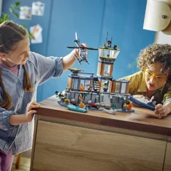 LEGO® City Polisfängelseö, 980 delar/ 1 förp.