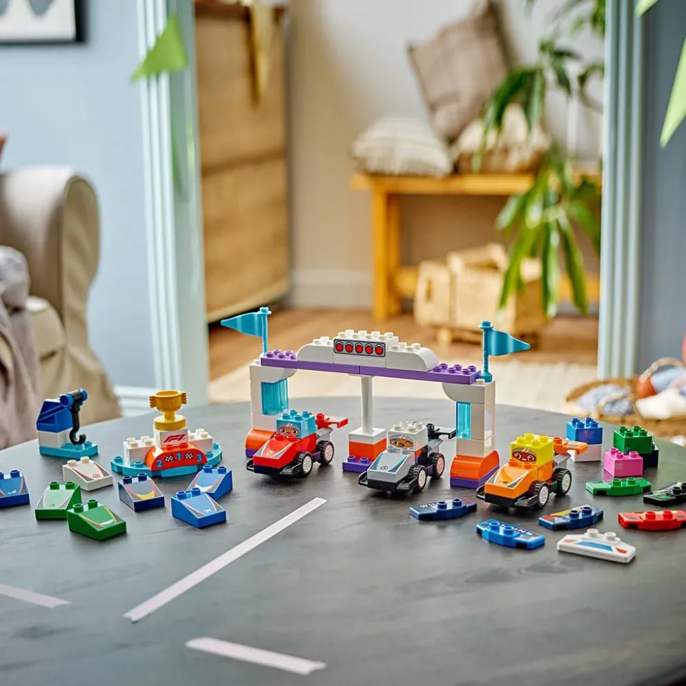 LEGO® DUPLO® F1® Team racerbilar, 70 delar/ 1 förp.