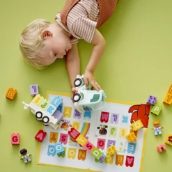 LEGO® DUPLO® Town Alfabetslastbil, 36 delar/ 1 förp.