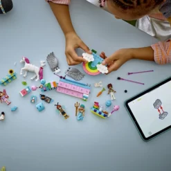 LEGO® Friends maskeradfest med enhörning, 261 delar/ 1 förp.