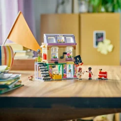 LEGO® Friends Music Store and Apartment, 483 delar/ 1 förp.