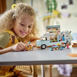 LEGO® Friends vänskapsäventyr med husbil, 778 delar/ 1 förp.