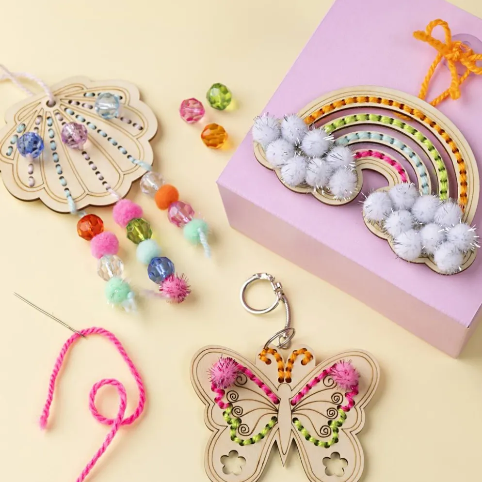 Mini DIY Kit Broderi, Fjäril, snäcka, regnbåge, mixade färger, 1 förp.
