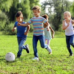 Skolgårdsfotboll, nr. 3, vit, 1 st.
