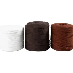 Spagettigarn, sticka 10-12,färger kan variera , vit-bruna nyanser, 2250 g, 3x750 g/ 1 förp.